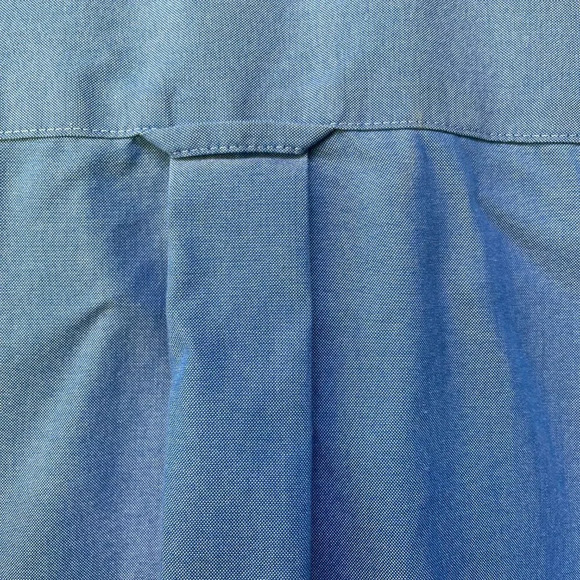 NWOT Lands’ End Boys 100% Cotton No-Iron Pinpoint Dress Shirt Size 16 Blue - Picture 6 of 9